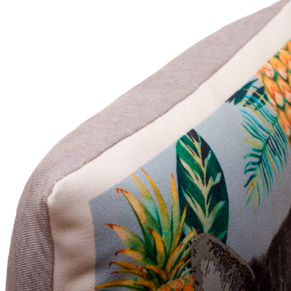 100% cotton canvas cushion, featuring our Pineapple Cat design. Each Scribbleface gift is created by Francis Morrish at her photo design studio in Kent. Bespoke gifts that can be personalised with a favourite photograph.